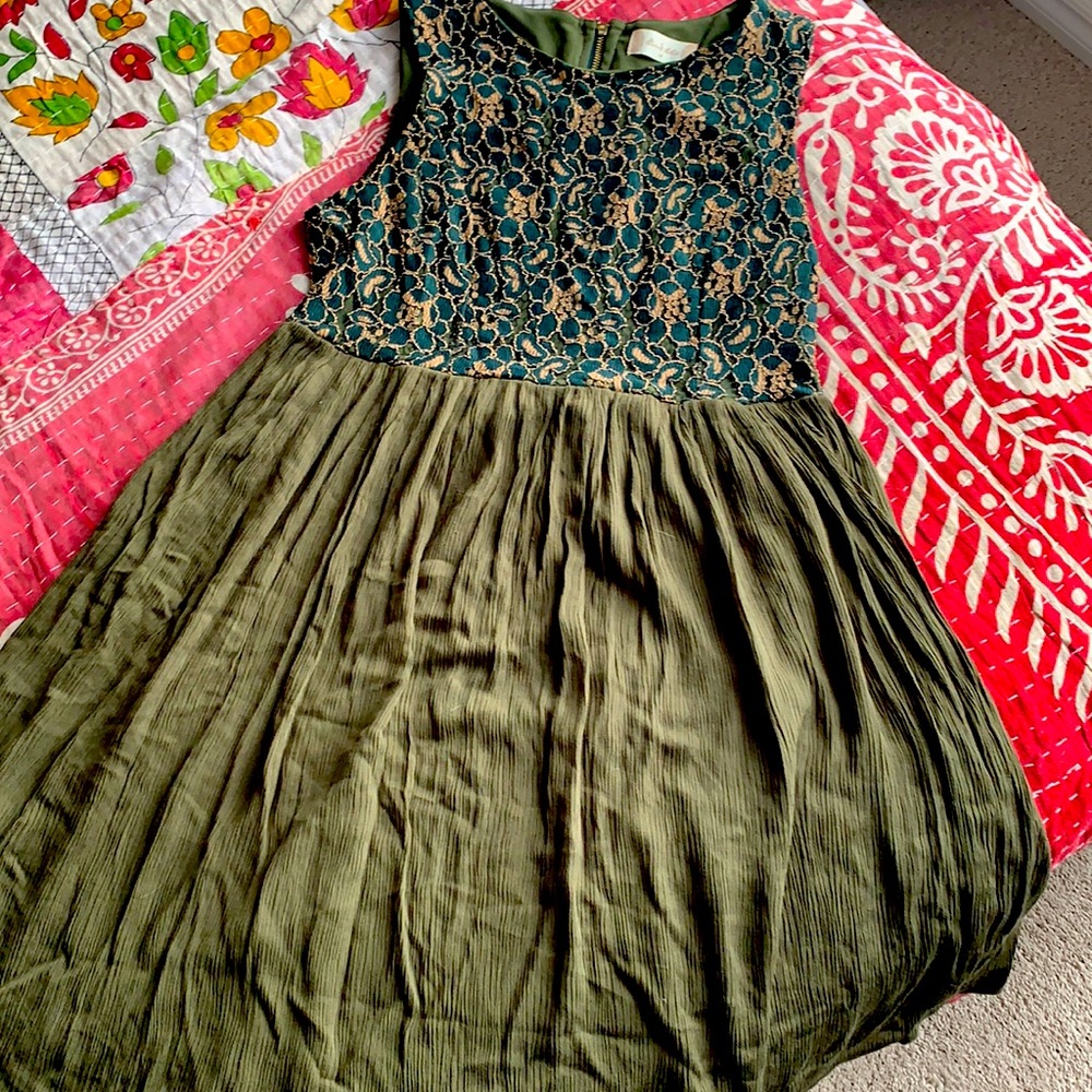 Army green short, sleeveless dress